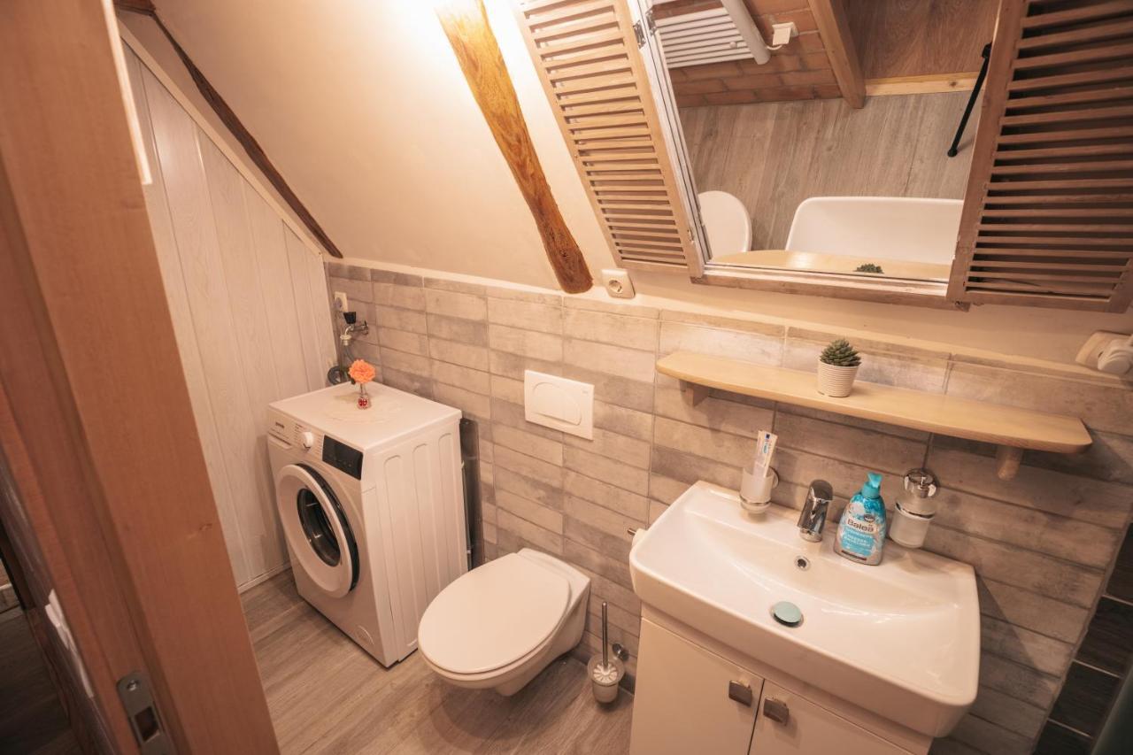 Apartmani Etno Kuca Pod Okicem Samobor Eksteriør billede